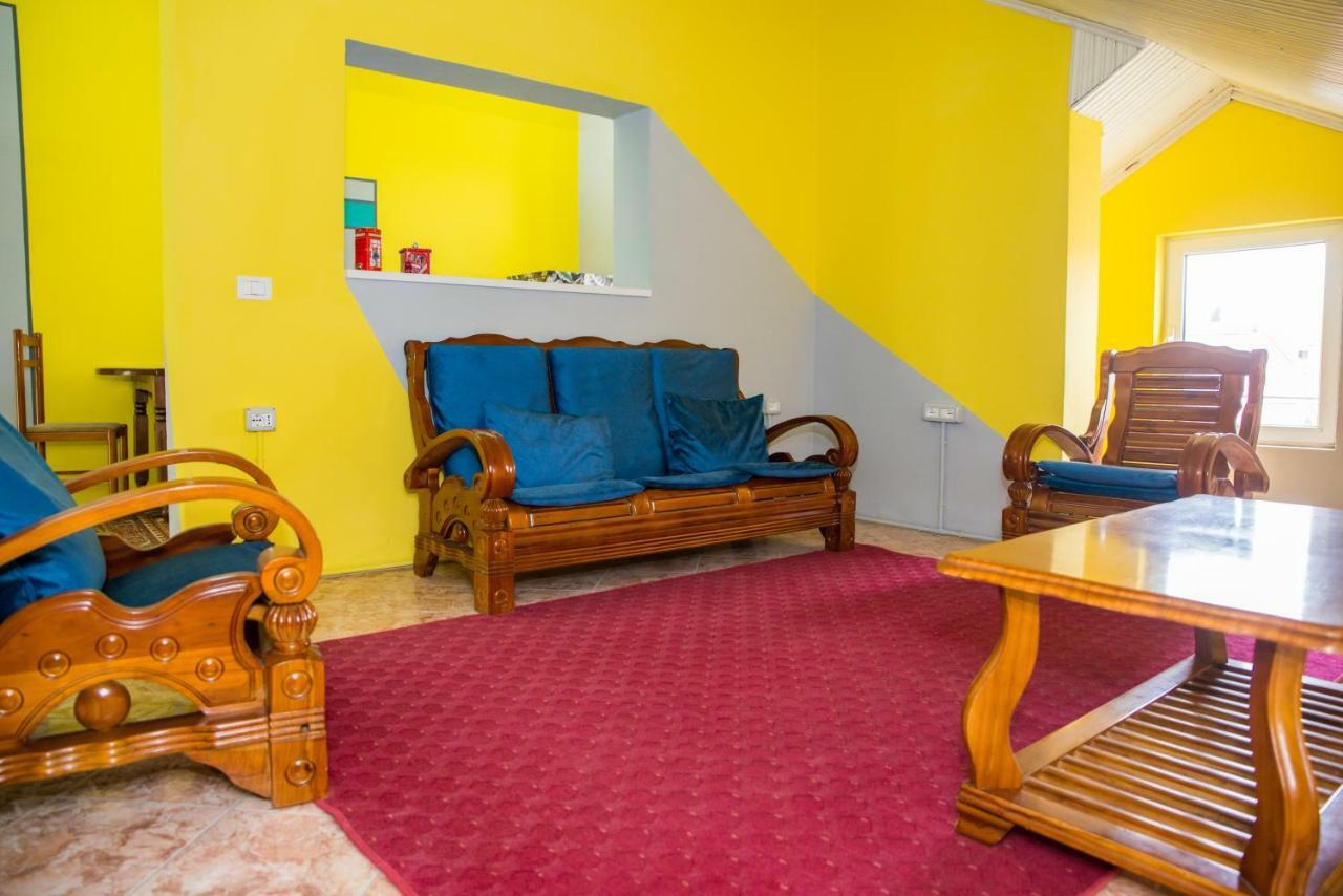 Our Way Guest House & Hostel ชโคเดอร์ ภายนอก รูปภาพ