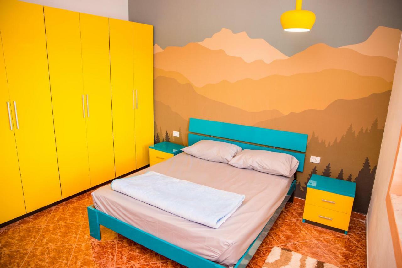 Our Way Guest House & Hostel ชโคเดอร์ ภายนอก รูปภาพ