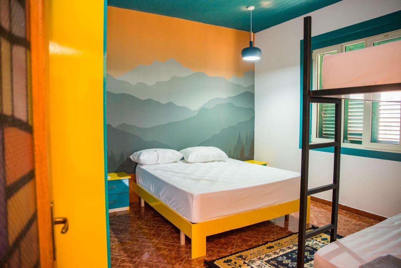 Our Way Guest House & Hostel ชโคเดอร์ ภายนอก รูปภาพ